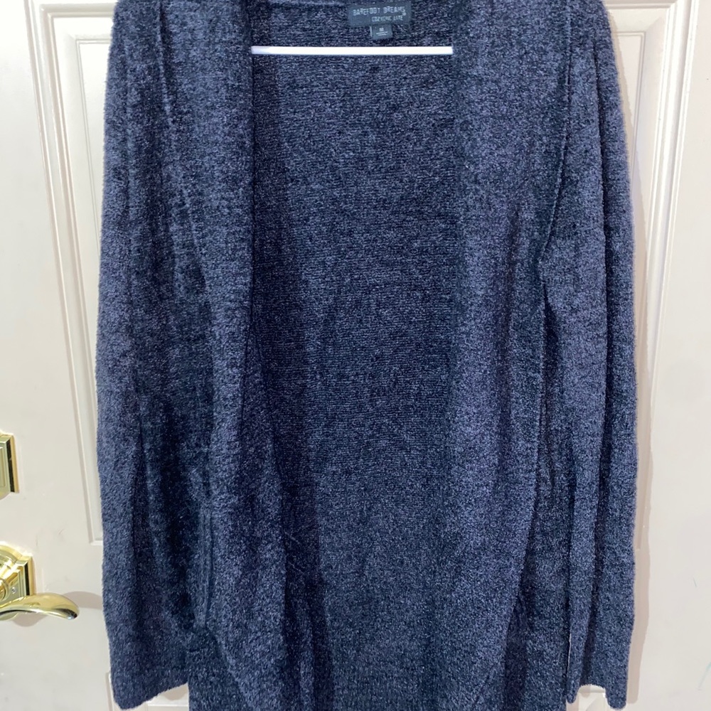 Barefoot dreams sweaters women’s size M